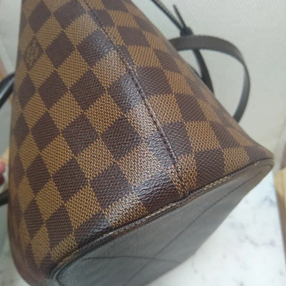 Authentic Louis Vuitton Sienna Damier Ebene MM Crossbody Bag with Strap - Picture 11 of 14